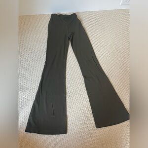 Lululemon align flared leggings, olive green size 2